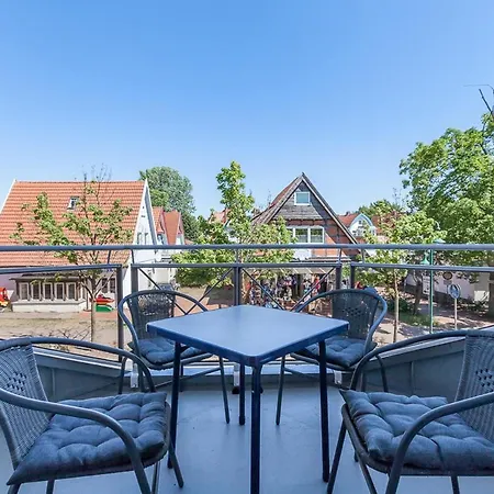 Waterkant 02 - Moewe Boltenhagen (Ostseebad)