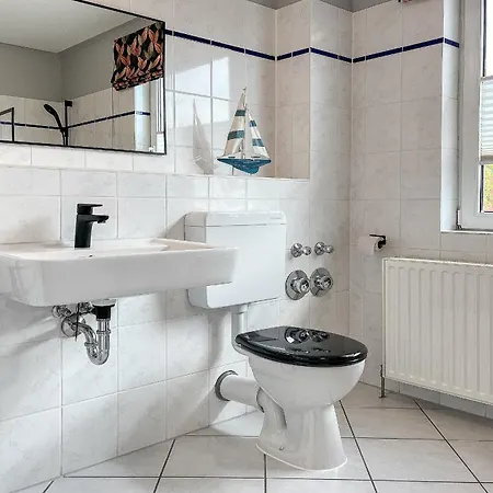 Waterkant 02 - Moewe Boltenhagen (Ostseebad)